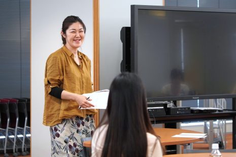 授業レポ：小野薫里先生「卒業研究II」