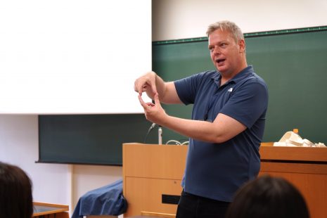 授業レポ：Kevin Bartlett先生「英語学演習A」