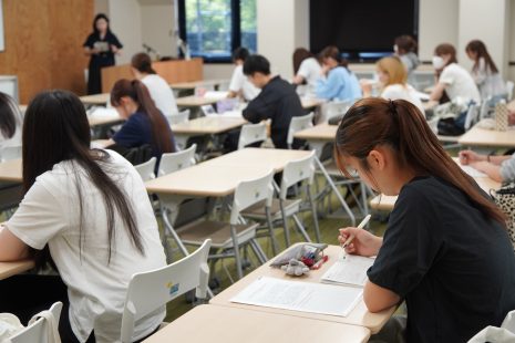授業レポ：福本由紀子先生「英語文学入門」